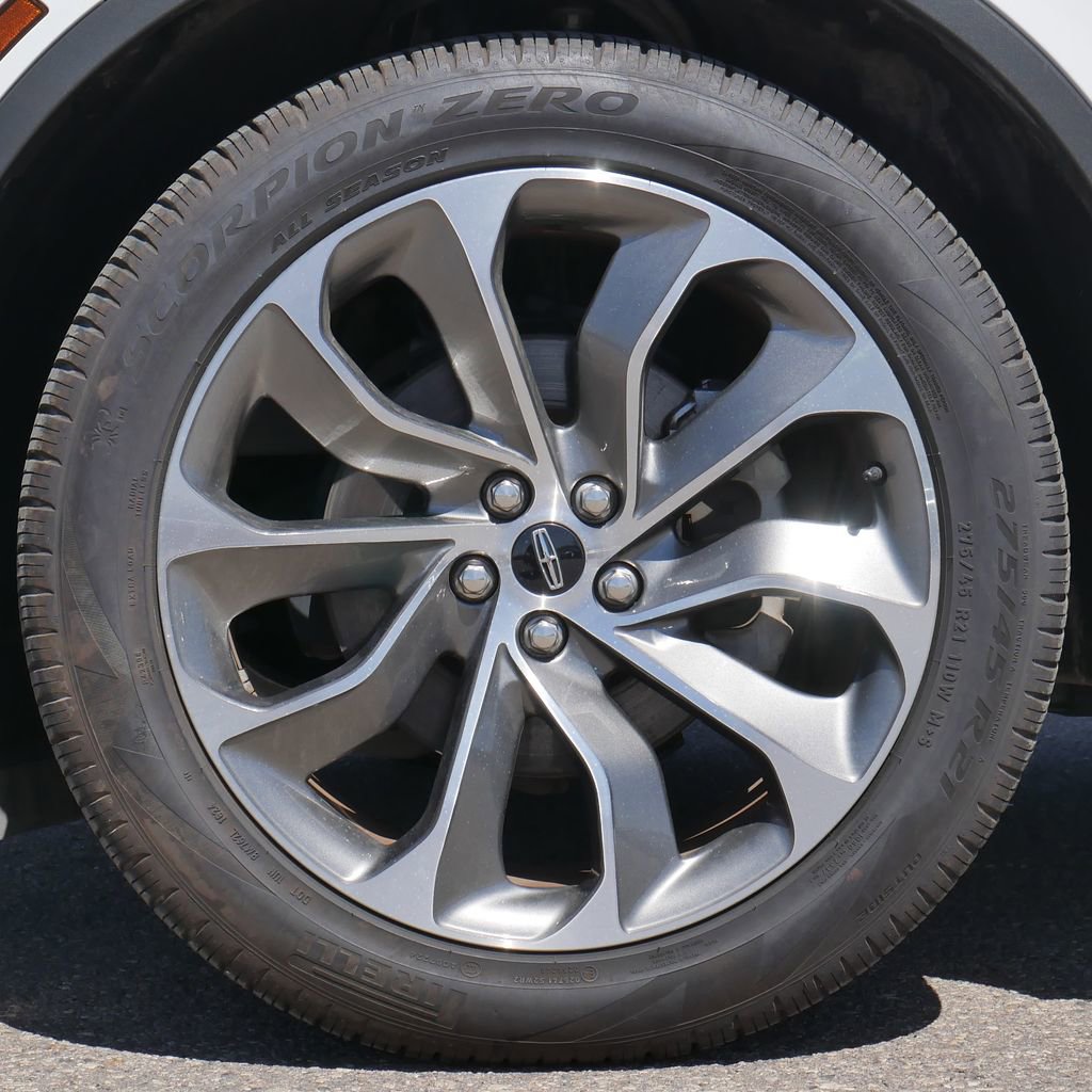 Used 2025 Lincoln Aviator Reserve w/ Illumination Package RWD image 17