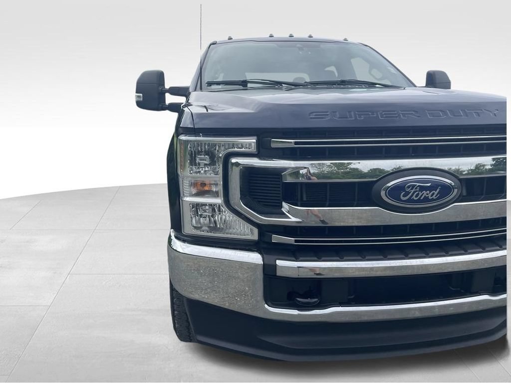 Used 2022 Ford F250 XL w/ STX Appearance Package AWD/4WD image 17