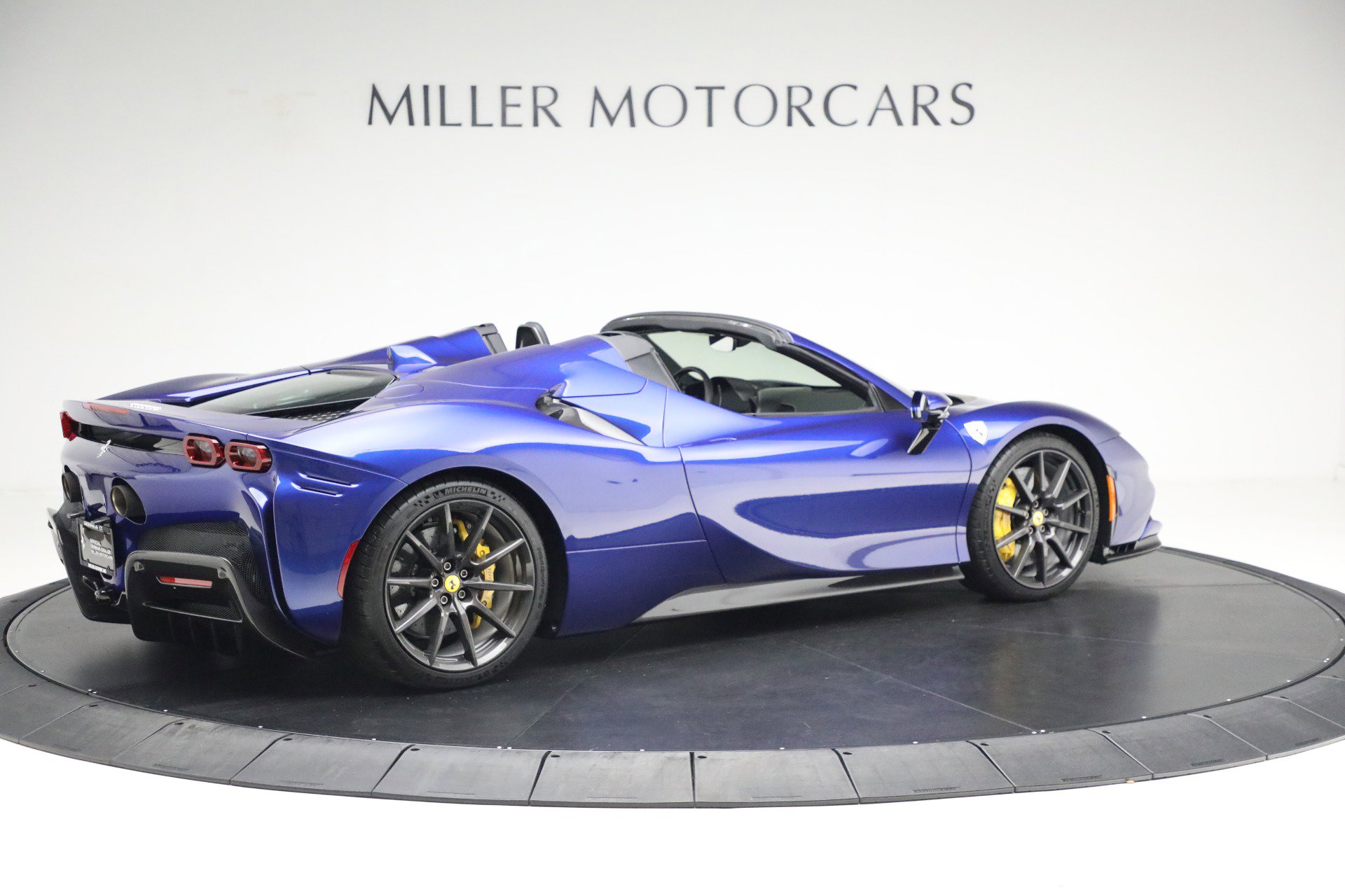 Certified 2022 Ferrari SF90 Spider image 9