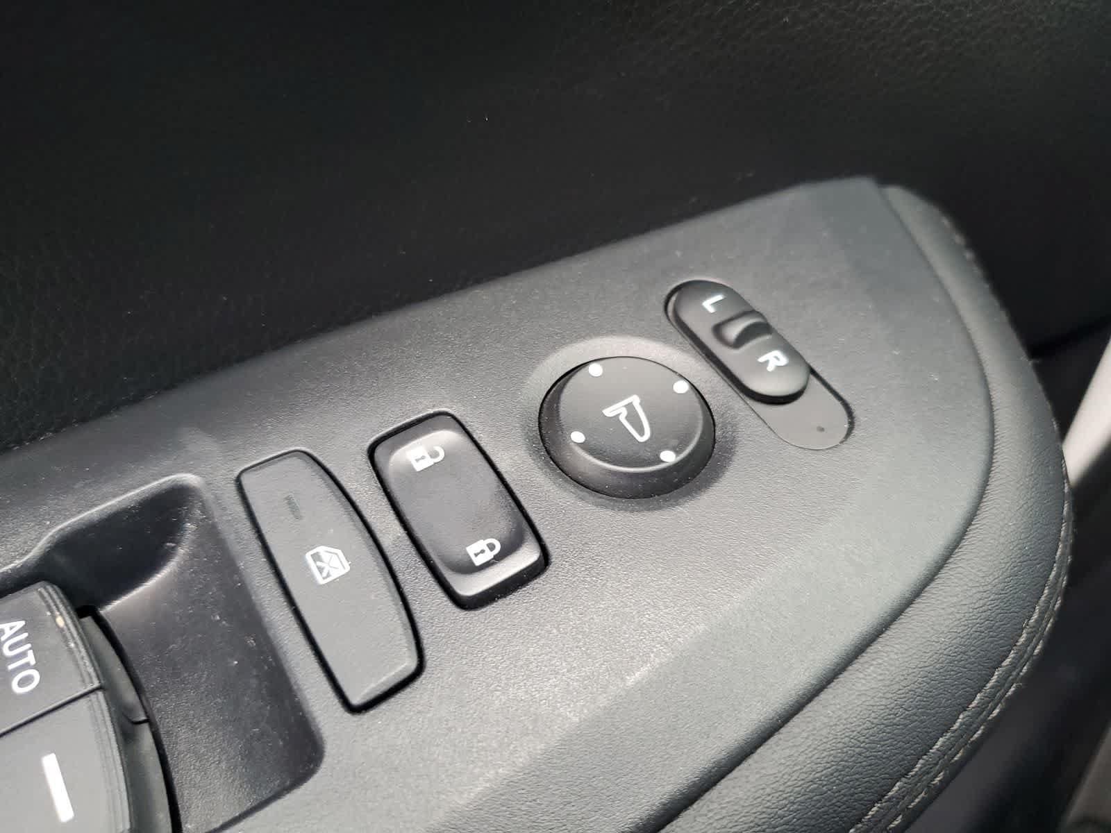 Used 2024 Honda HR-V LX image 25