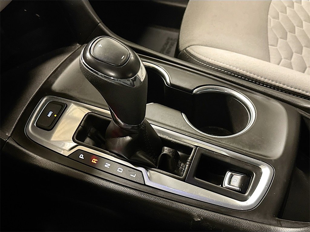 Used 2021 Chevrolet Equinox LS image 15