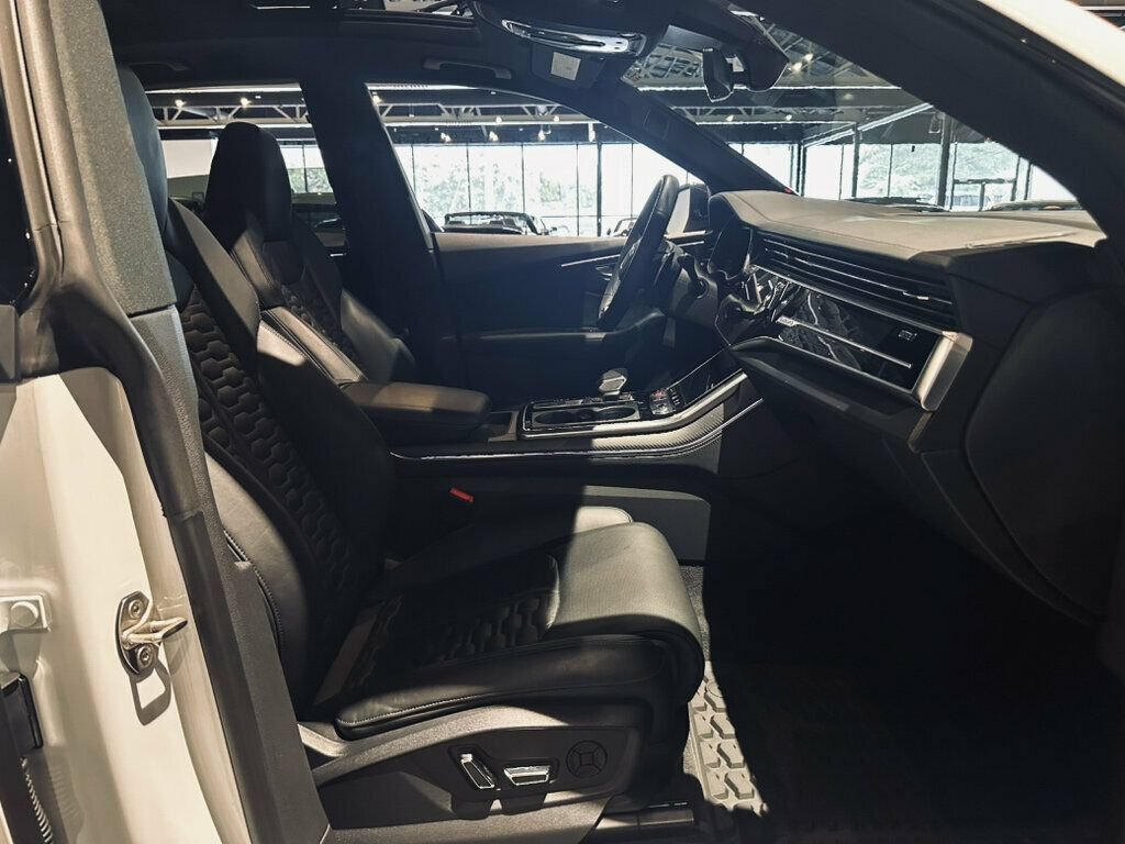 Used 2022 Audi RS Q8 AWD/4WD image 27