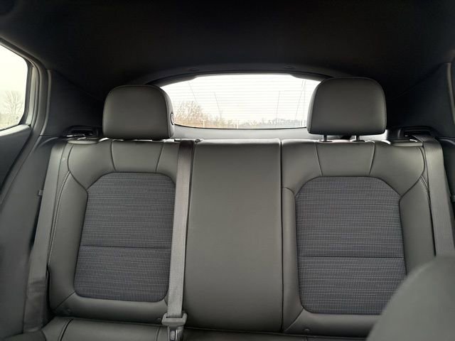 Used 2025 Buick Envista Preferred image 30