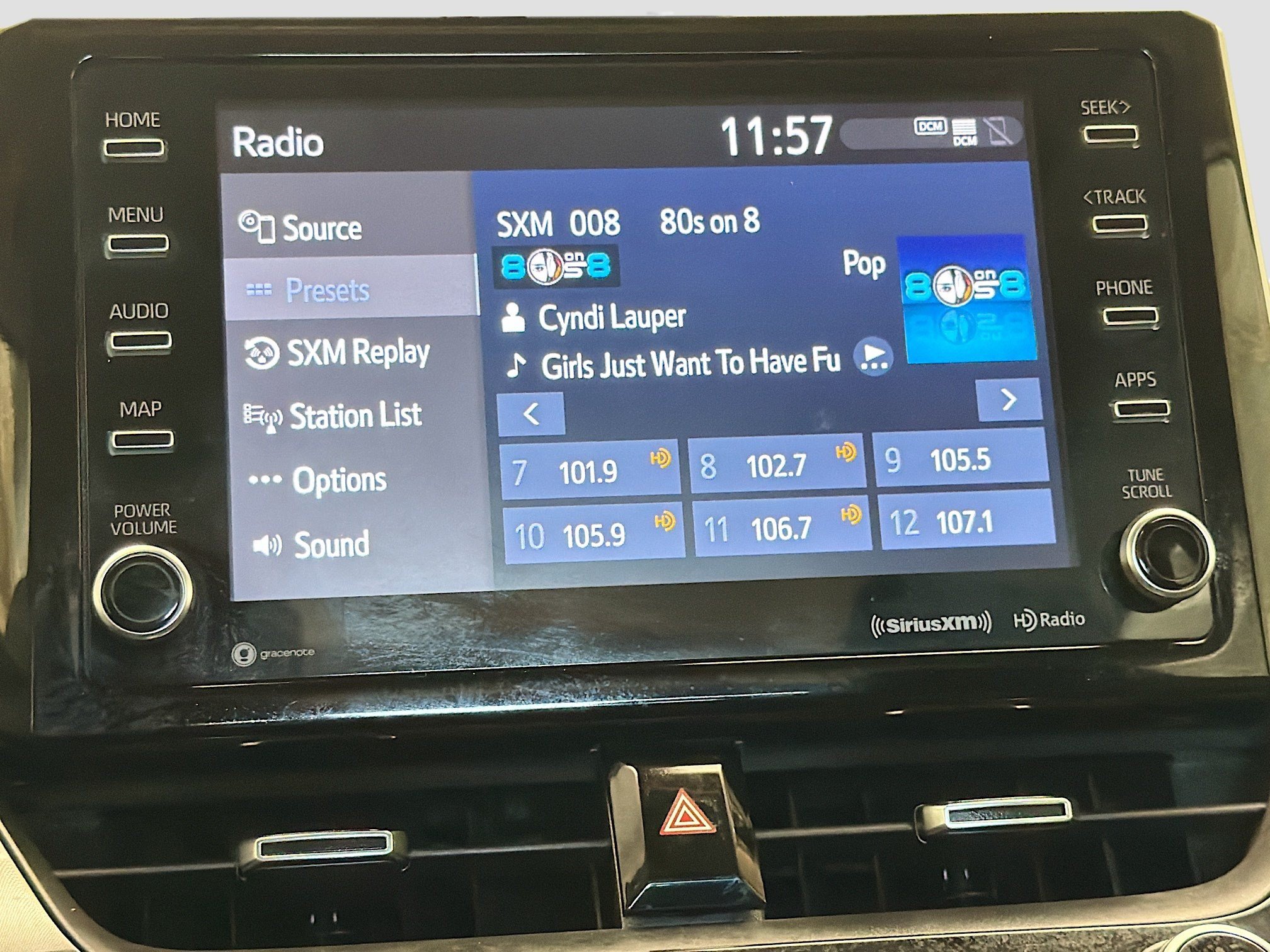 Used 2022 Toyota Corolla XLE FWD image 9