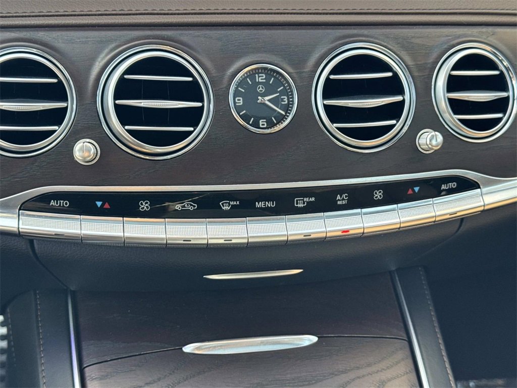 Used 2018 Mercedes-Benz S 560 Sedan w/ AMG Line Exterior image 13