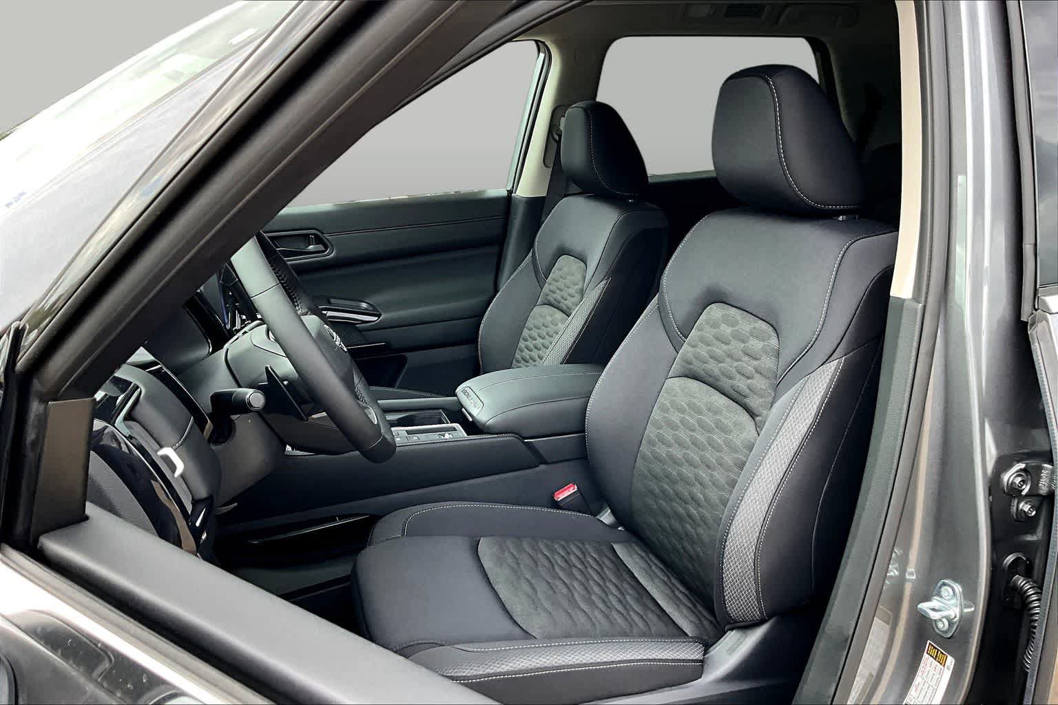 New 2026 Nissan Pathfinder SV FWD image 17