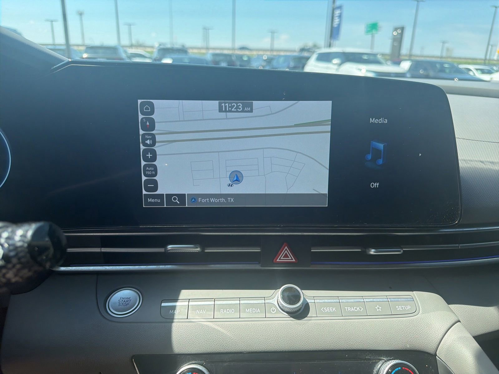 Used 2024 Hyundai Elantra SEL FWD image 18