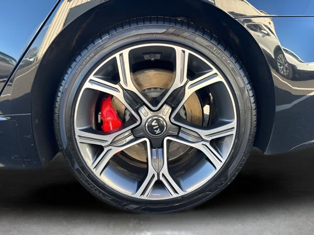 Used 2018 Kia Stinger GT2 w/ Paint Protection Package image 27