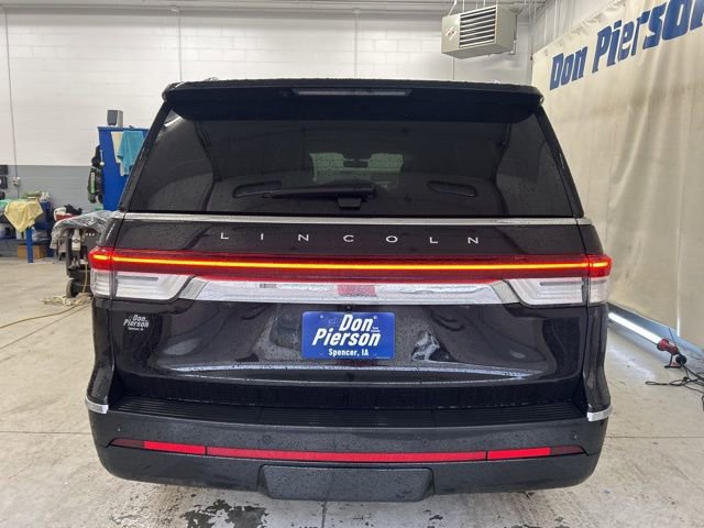 Used 2024 Lincoln Navigator L Reserve image 5