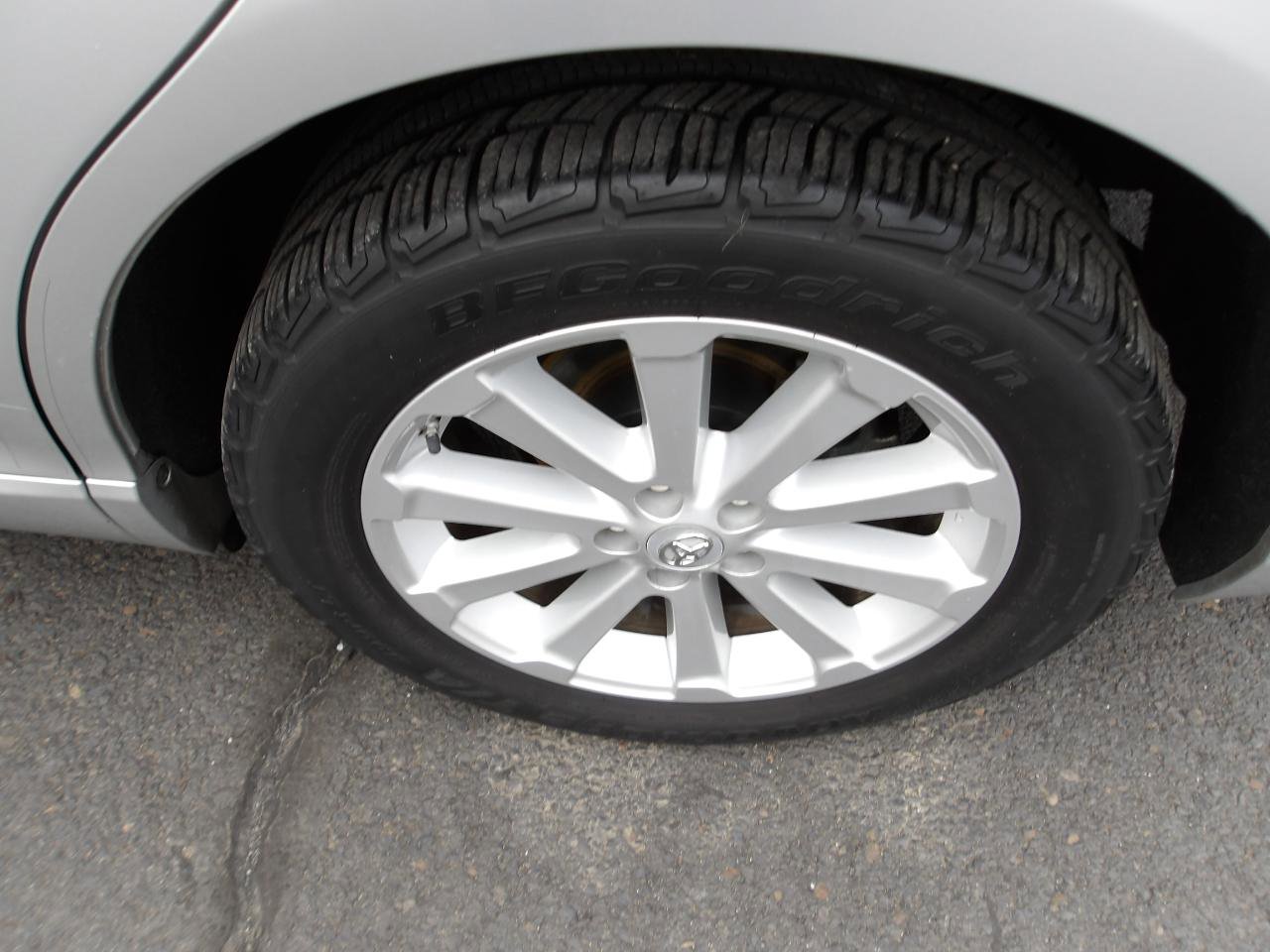 Used 2011 Toyota Venza FWD image 23