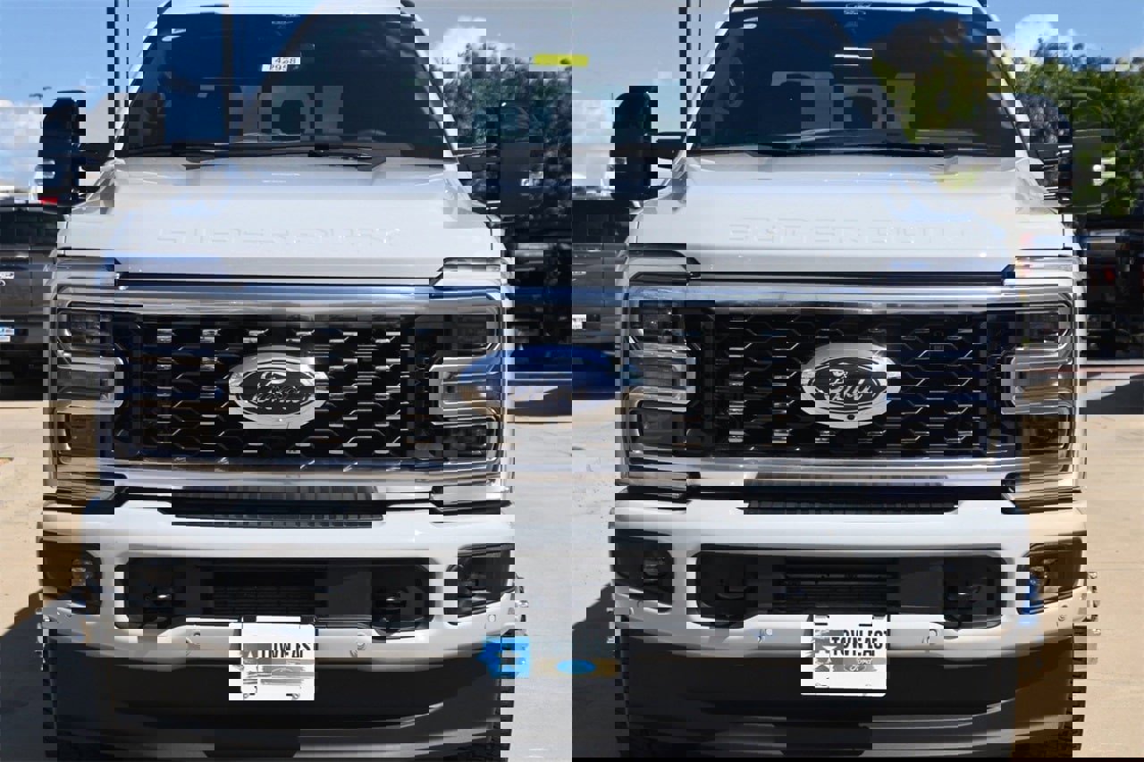 New 2026 Ford F350 4x4 Crew Cab DRW Super Duty image 29