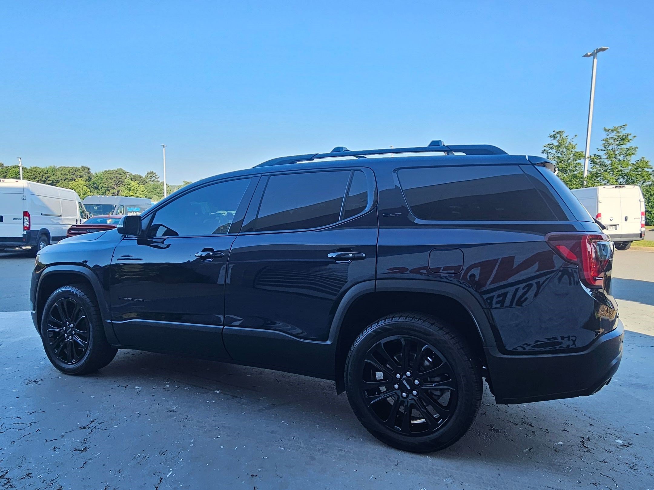 Used 2021 GMC Acadia SLT w/ Elevation Edition FWD image 5