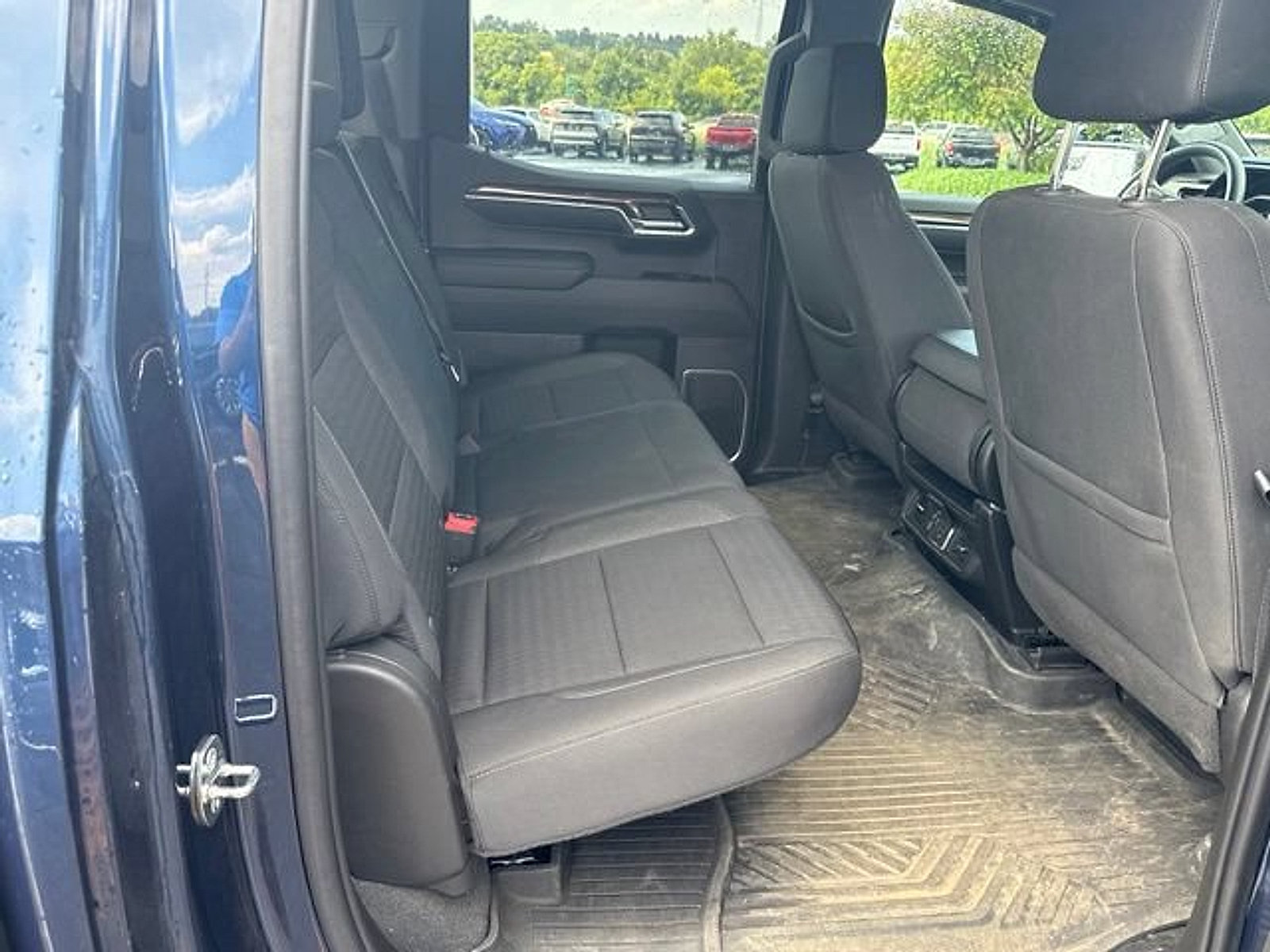 Certified 2023 Chevrolet Silverado 1500 RST AWD/4WD image 21