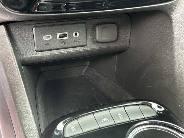 Used 2022 Buick Encore GX Select FWD image 20