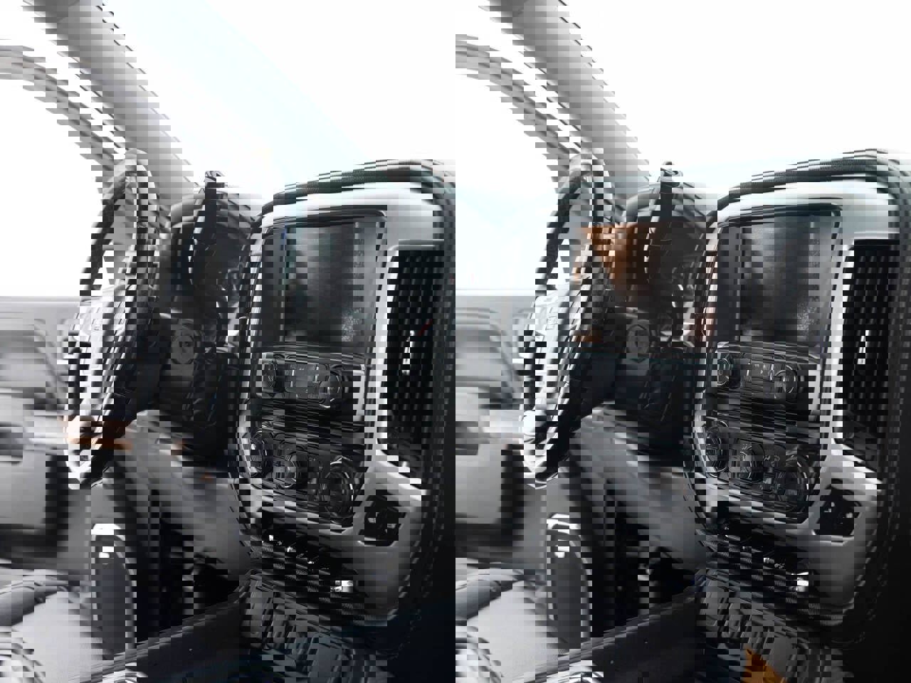 Used 2014 GMC Sierra 1500 SLT w/ SLT Crew Cab Value Package image 29