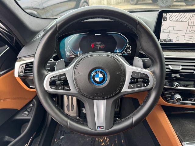 Used 2023 BMW 530e w/ M Sport Package image 21