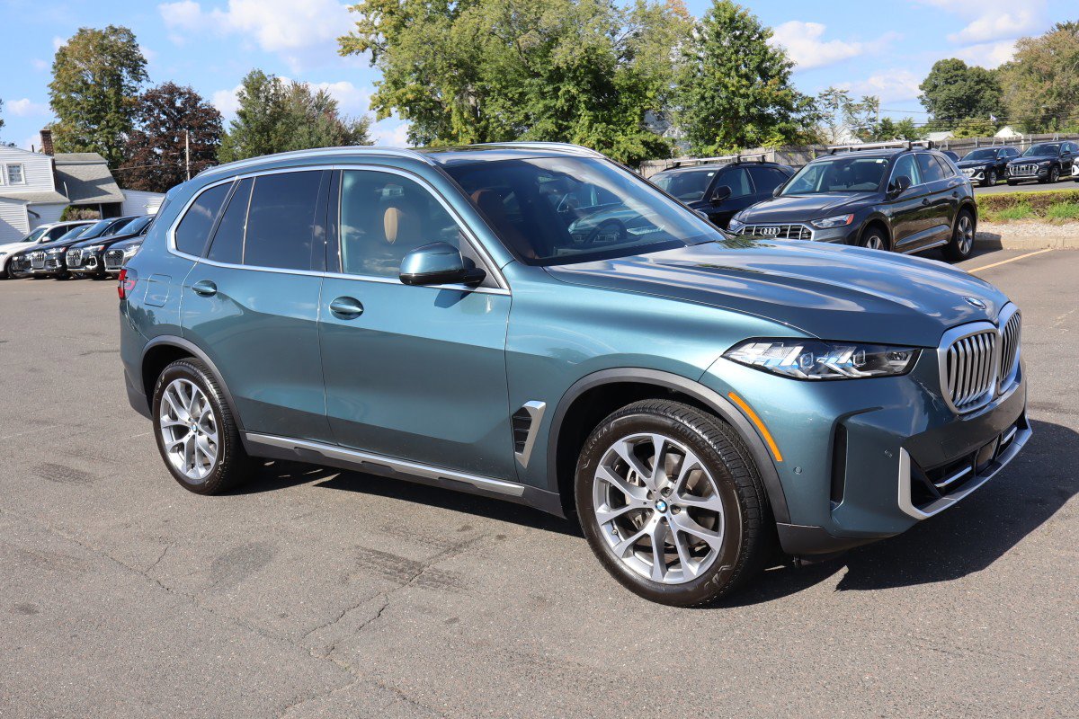 Used 2025 BMW X5 xDrive40i image 3