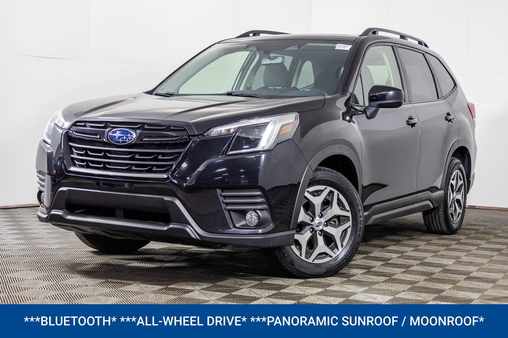 Used 2022 Subaru Forester Premium image 2