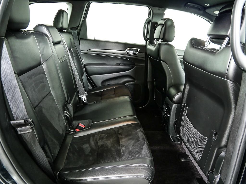 Used 2018 Jeep Grand Cherokee Altitude RWD image 21