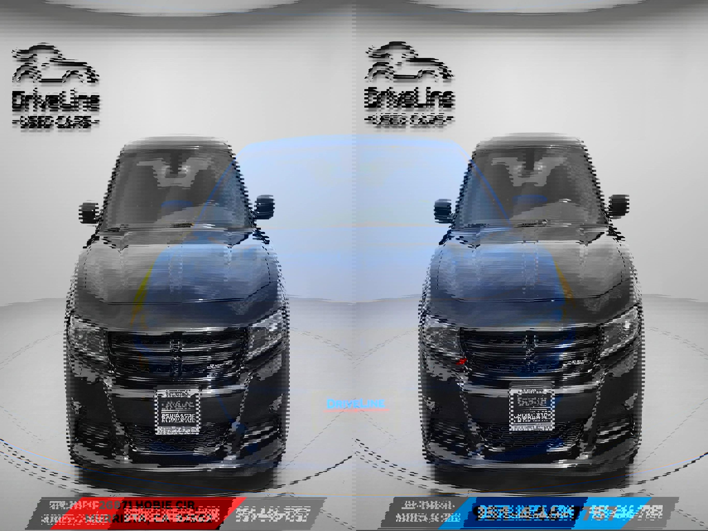 Used 2022 Dodge Charger SXT w/ Blacktop Package image 2