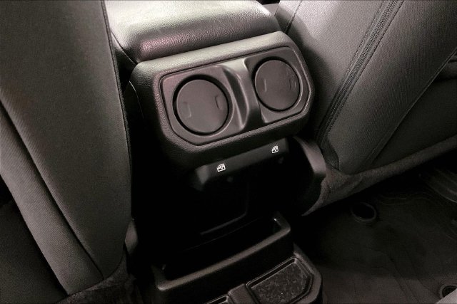 Used 2023 Jeep Wrangler Unlimited w/ 8.4" Radio Group AWD/4WD image 9