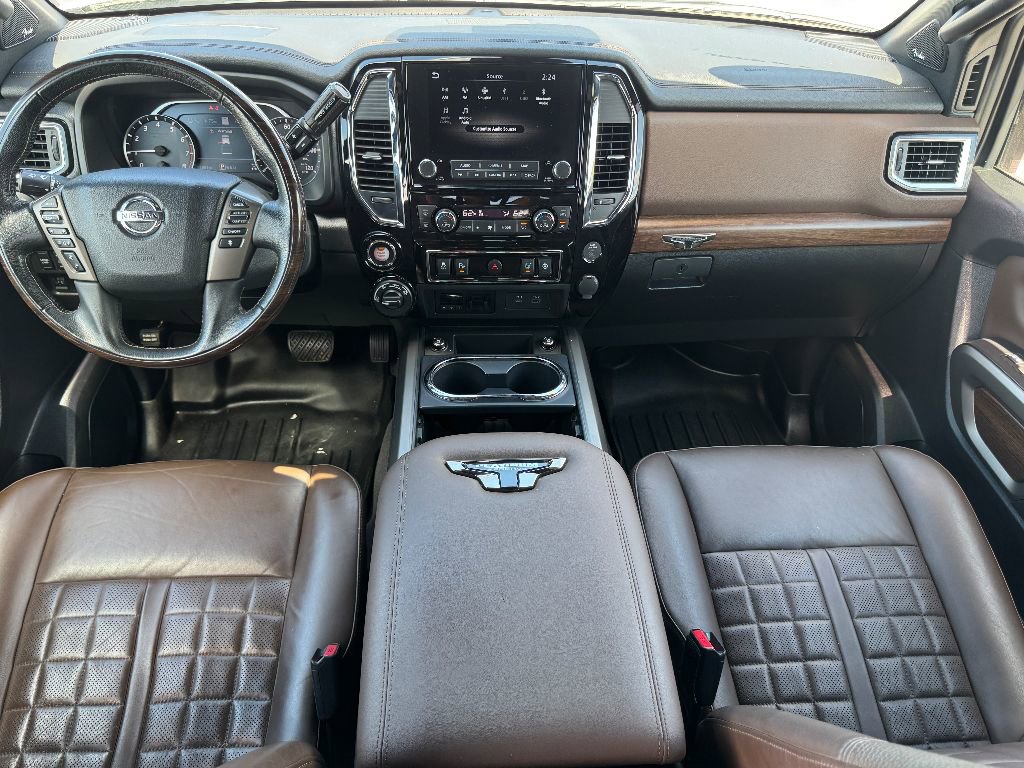Used 2021 Nissan Titan Platinum Reserve w/ Moonroof Package image 10