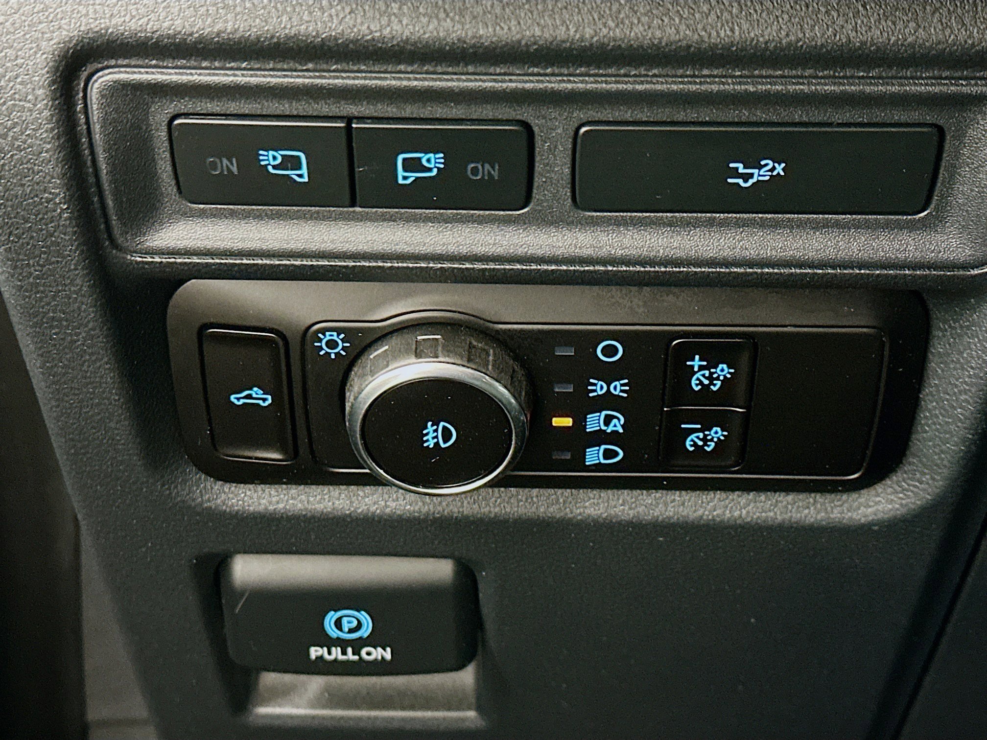 Used 2023 Ford F150 XLT w/ Equipment Group 302A High image 17