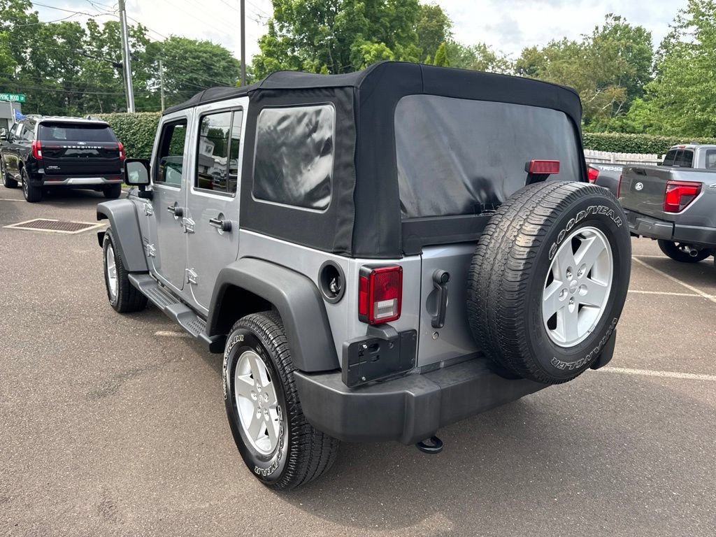 Used 2015 Jeep Wrangler Unlimited Sport w/ Quick Order Package 23S AWD/4WD image 9