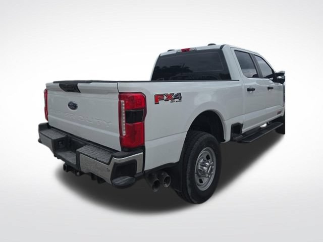 Used 2025 Ford F350 XL w/ 360-Degree Camera Package AWD/4WD image 4