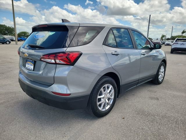 Certified 2023 Chevrolet Equinox LS w/ Driver Confidence II Package image 4