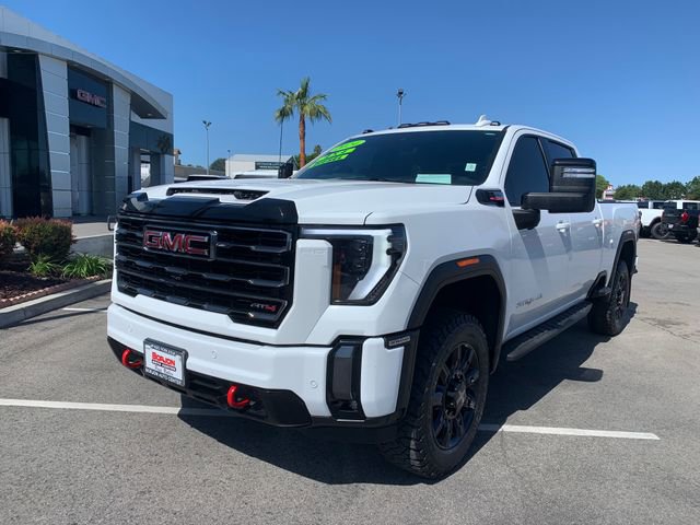 Used 2024 GMC Sierra 3500 AT4 w/ AT4 Premium Plus Package AWD/4WD image 2