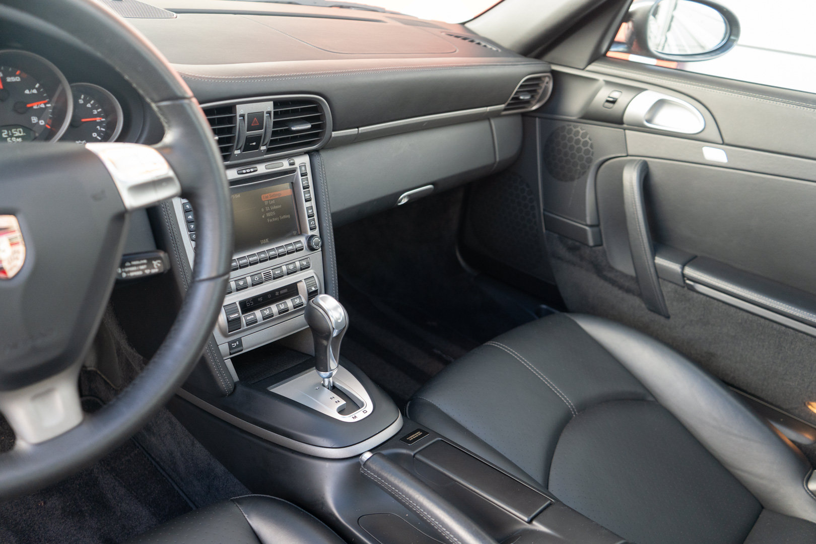 Used 2007 Porsche 911 Carrera RWD image 16
