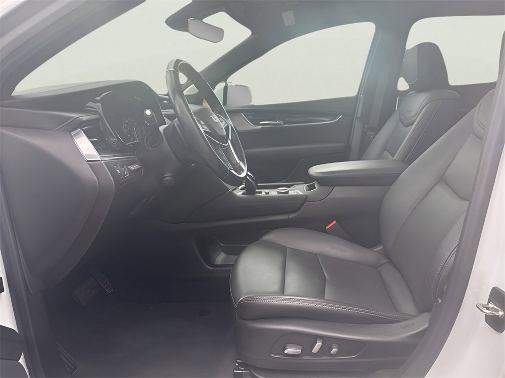 Used 2022 Cadillac XT5 Premium Luxury w/ Technology Package image 15