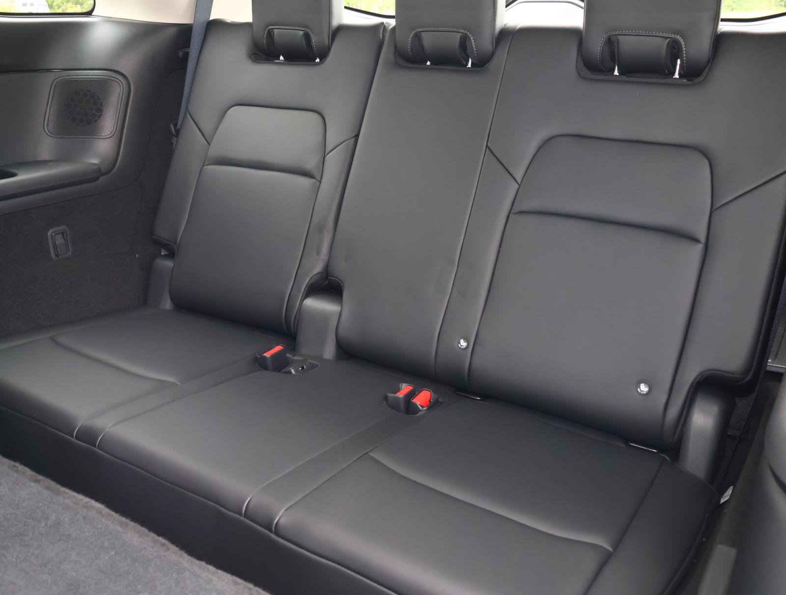 Used 2025 Nissan Pathfinder Platinum w/ Cargo Package FWD image 22