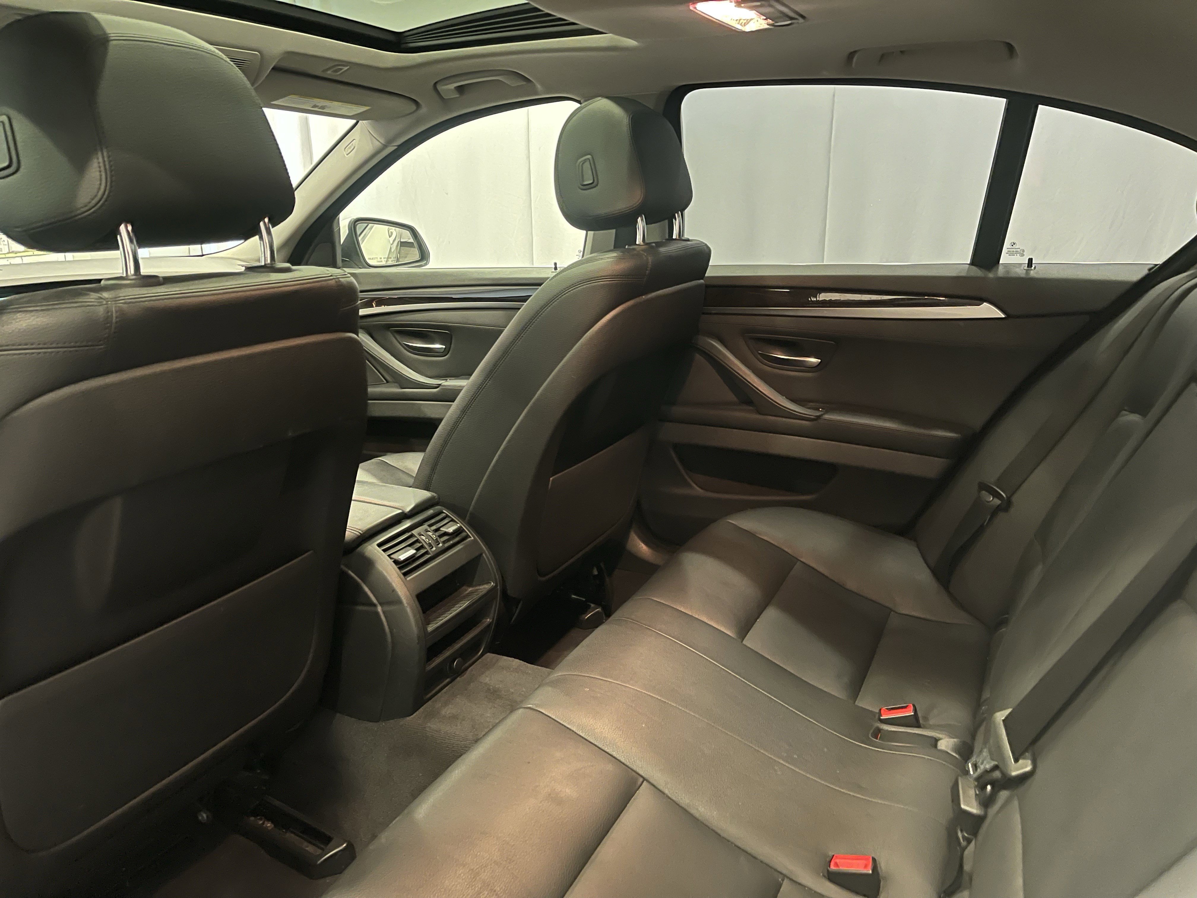 Used 2014 BMW 528i Sedan RWD image 19