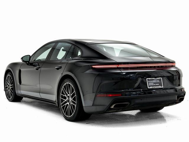 Certified 2025 Porsche Panamera 4 image 3