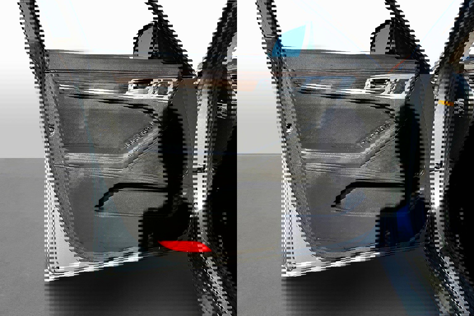 Used 2015 Hyundai Genesis 3.8 w/ Option Group 03 image 17