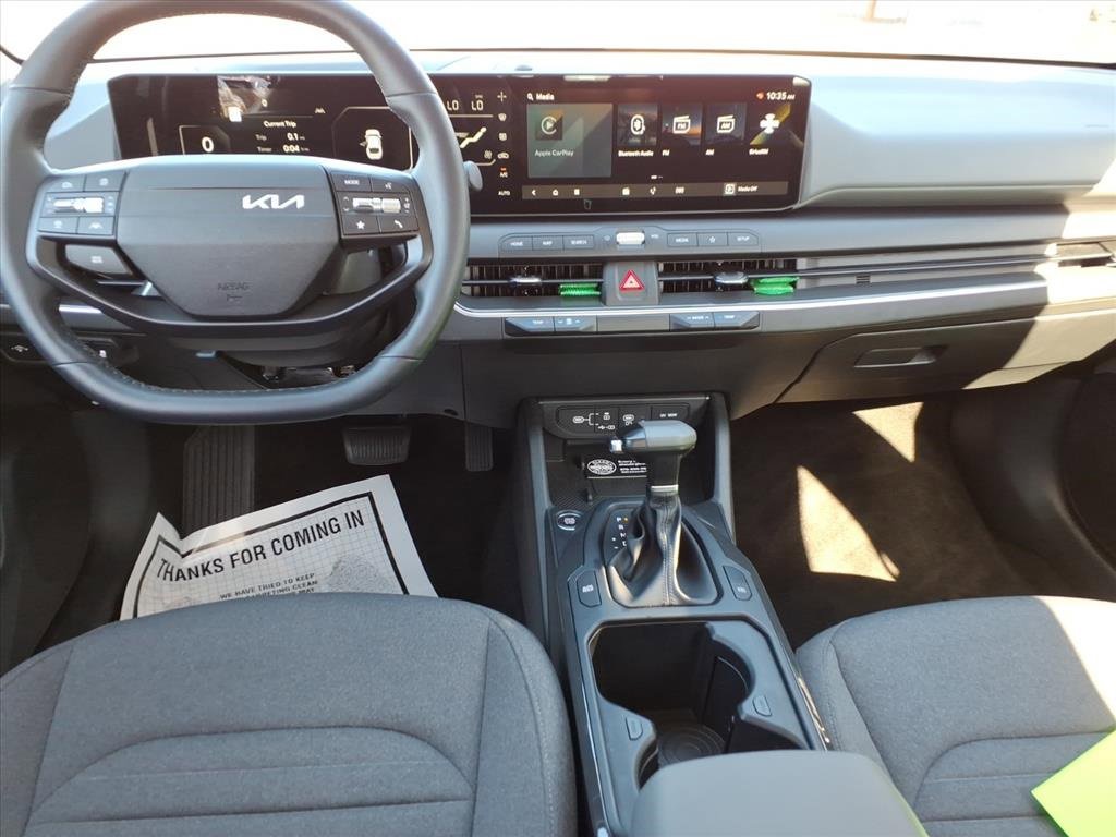 Used 2025 Kia K4 EX image 9