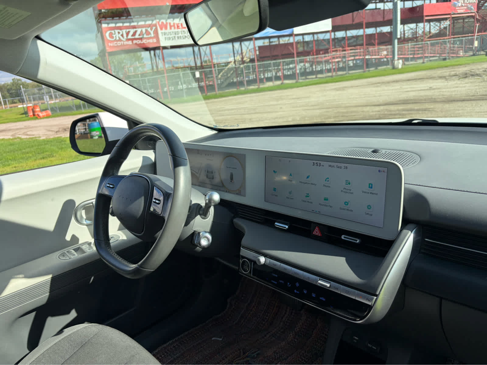 Used 2022 Hyundai Ioniq 5 SE RWD image 38