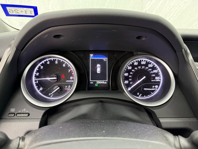 Used 2022 Toyota Camry LE image 13