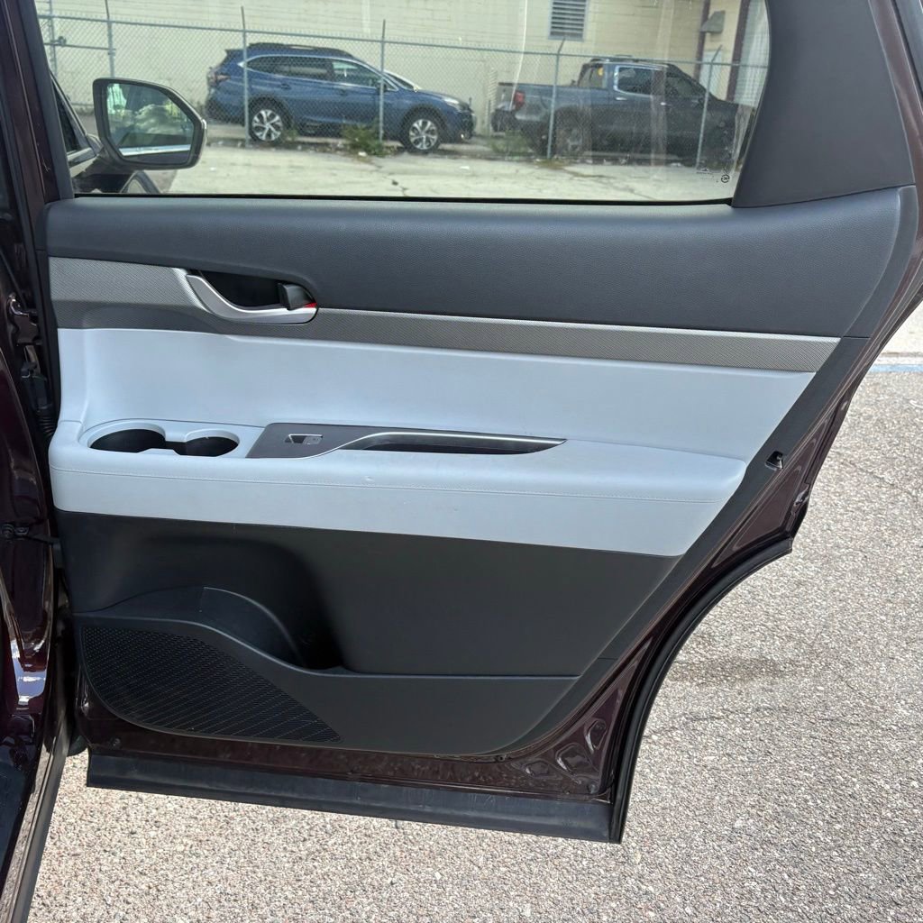 Used 2024 Hyundai Palisade SEL image 17
