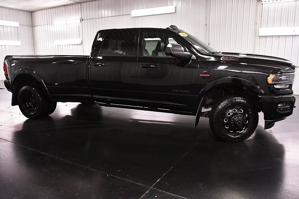 Used 2022 RAM 3500 Limited image 8