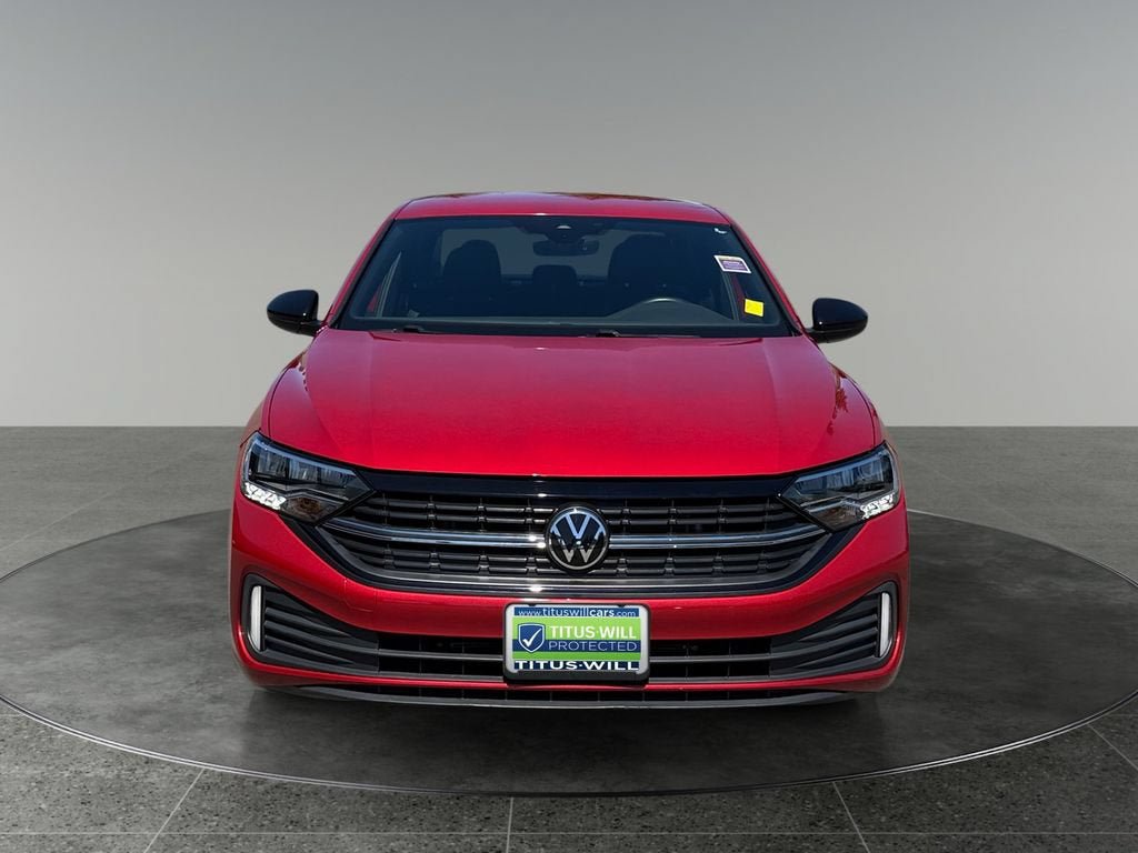 Used 2024 Volkswagen Jetta Sport FWD image 2