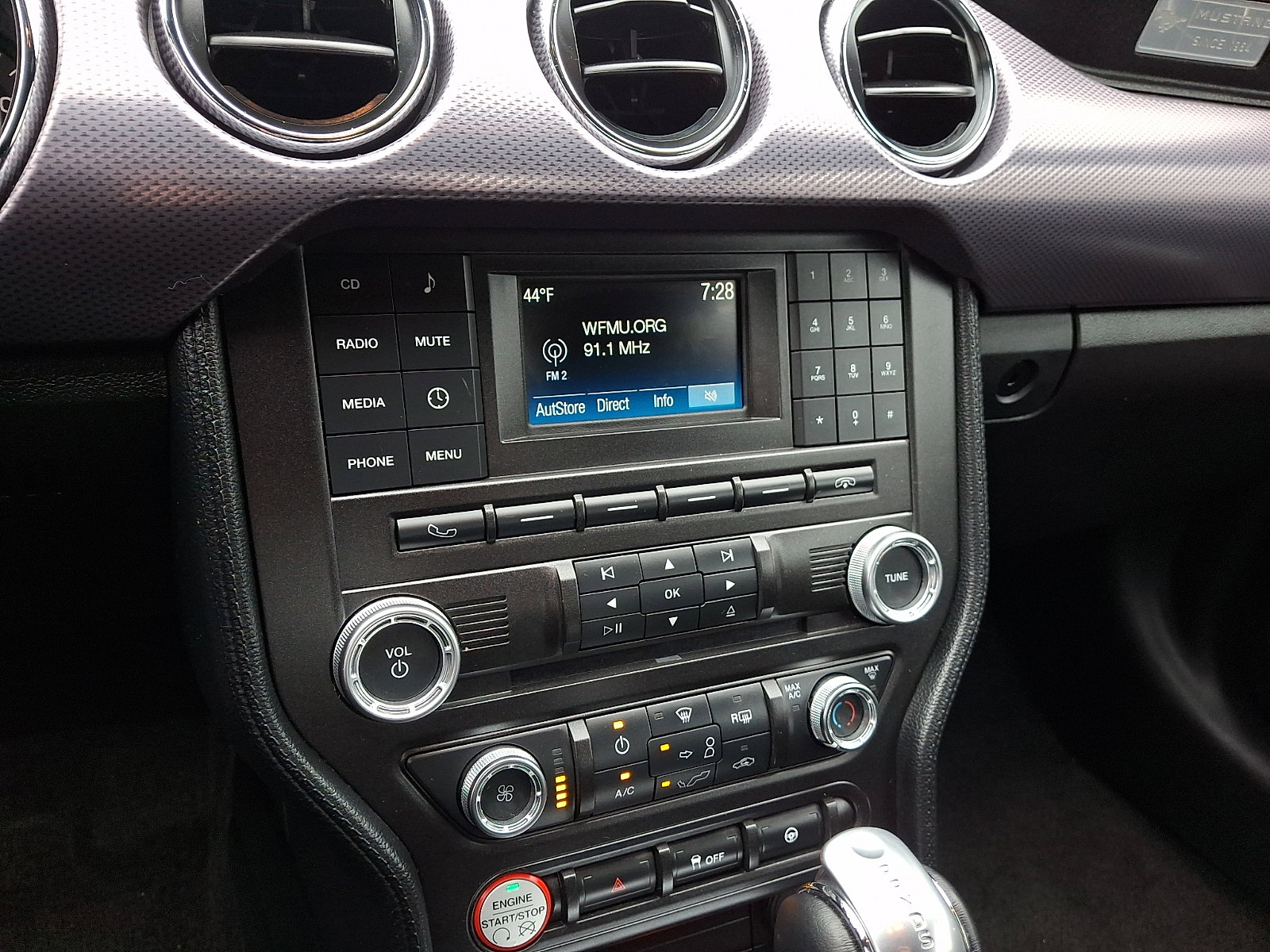 Used 2017 Ford Mustang Coupe RWD image 23