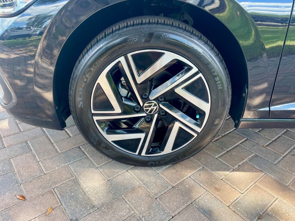 Used 2024 Volkswagen Jetta SEL image 9