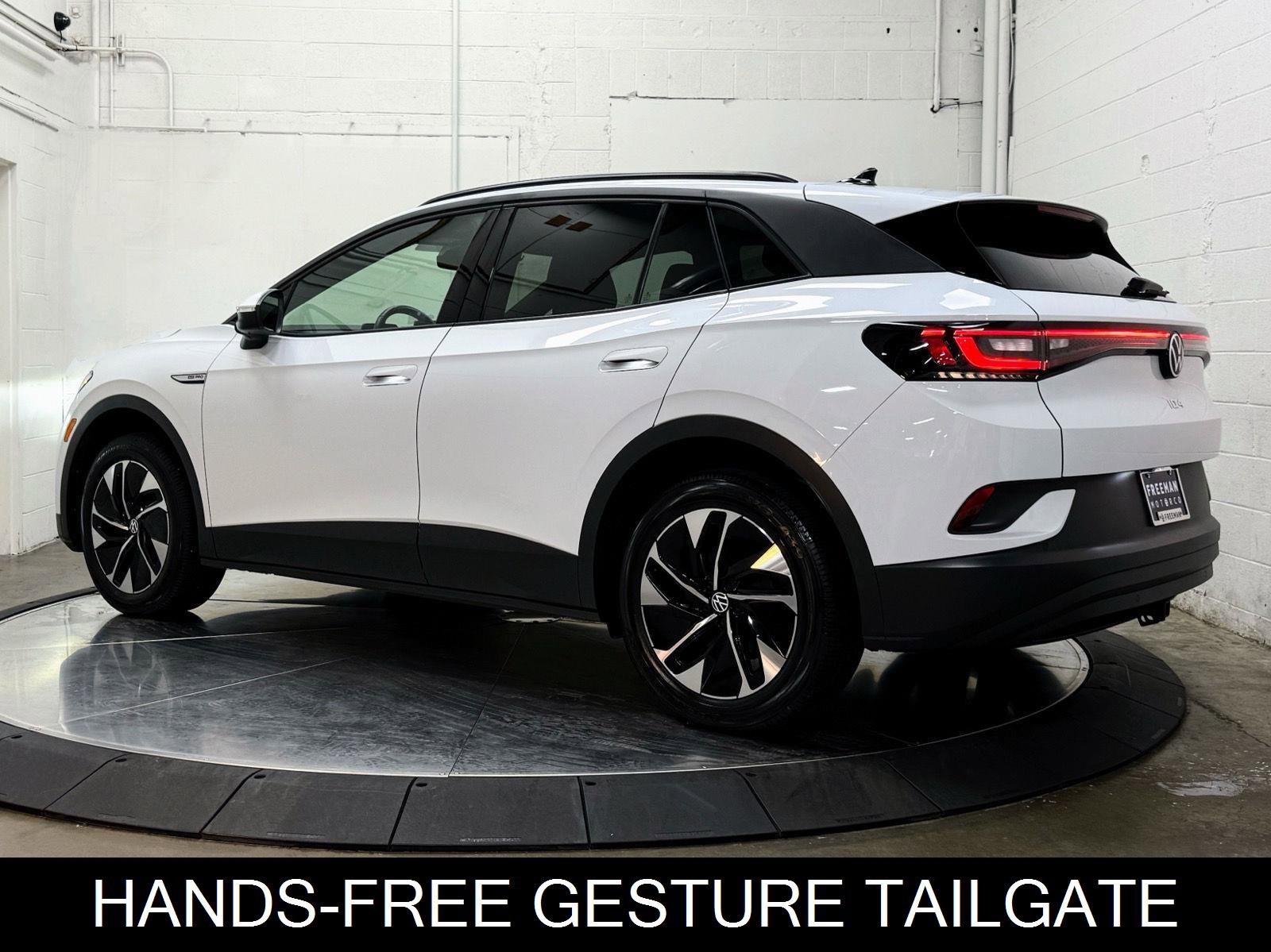 Used 2022 Volkswagen ID.4 Pro image 5