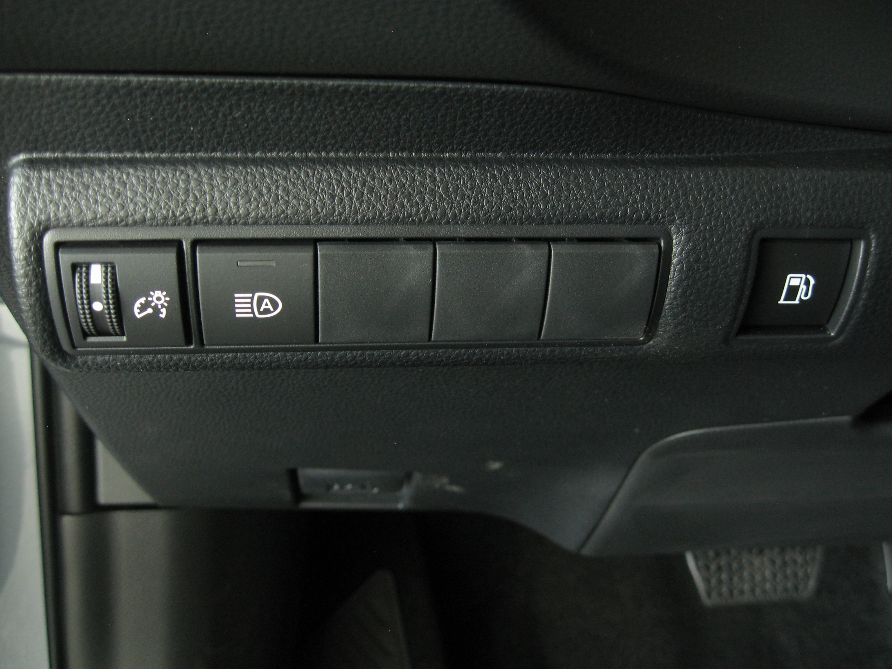 New 2026 Toyota Corolla LE image 13