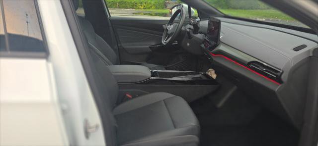 Used 2023 Volkswagen ID.4 Pro S AWD/4WD image 21