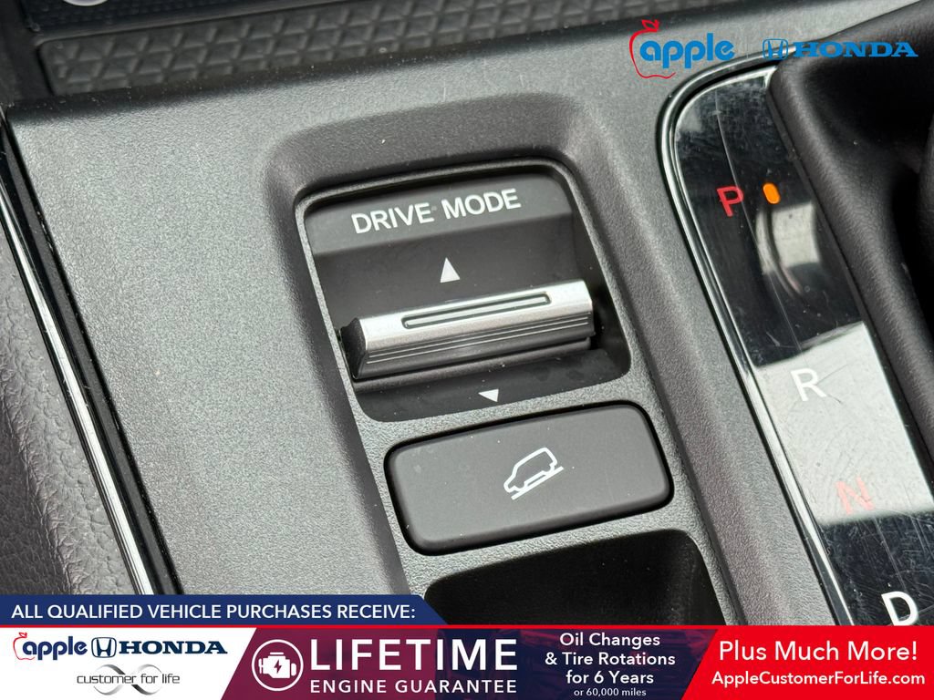 Used 2025 Honda CR-V Sport Touring image 29