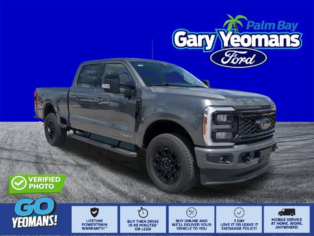 New 2026 Ford F350 Lariat w/ Black Appearance Package